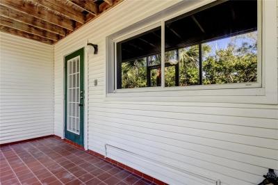 Step inside this BEAUTIFUL 3 bedroom, 3 bath, Move-in-Ready townhome situated near the Intracoastal Waterway in the highly sought-after, park-like setting of the Tara Cay South community. - Image# 8