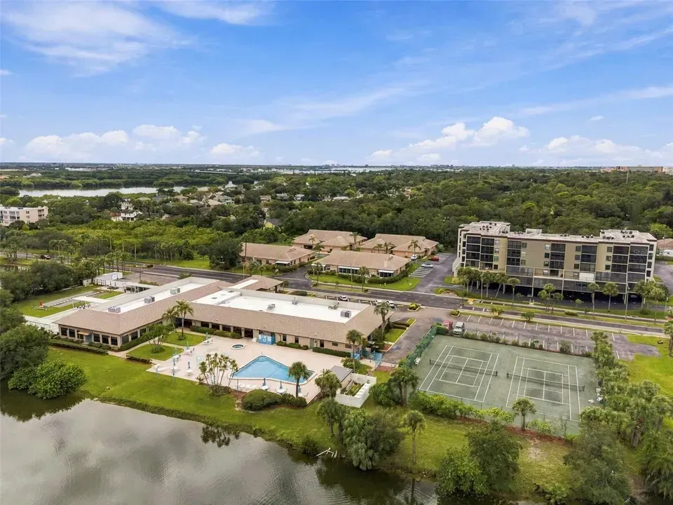 9950 62nd Ter N Apt 408, Saint Petersburg, FL 33708 - Image# 6