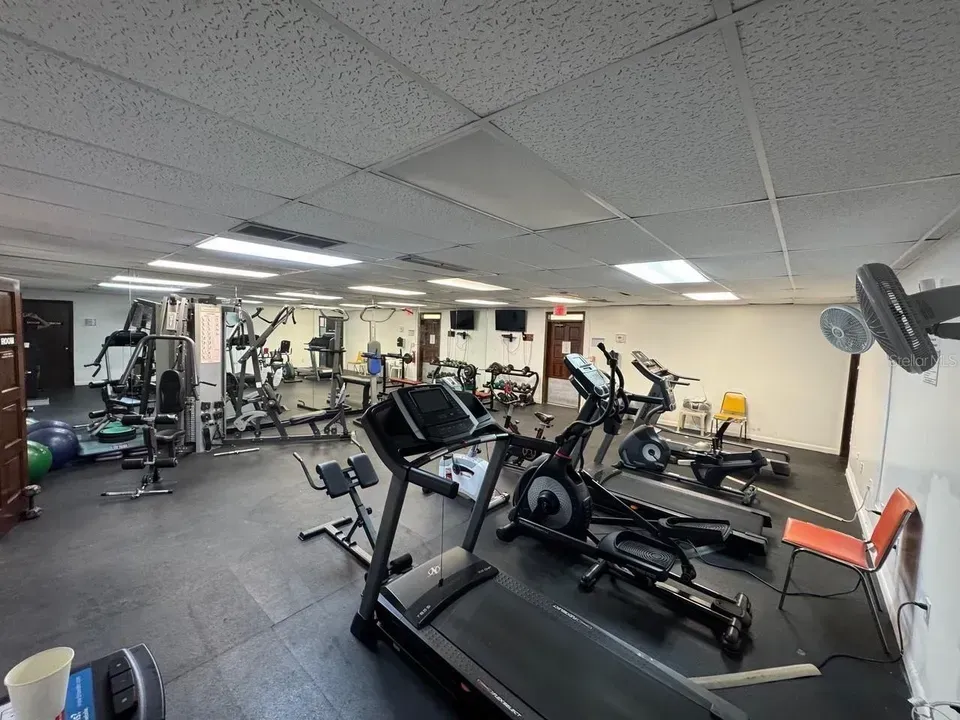 9950 62nd Ter N Apt 408, Saint Petersburg, FL 33708 - Image# 17