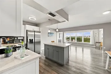 9950 62nd Ter N Apt 408, Saint Petersburg, FL 33708 - Image# 11